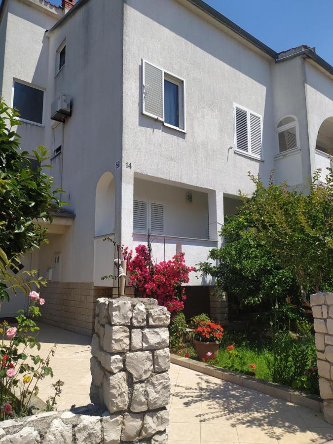 Apartment & Rooms Poppy Rose Zadar Eksteriør billede