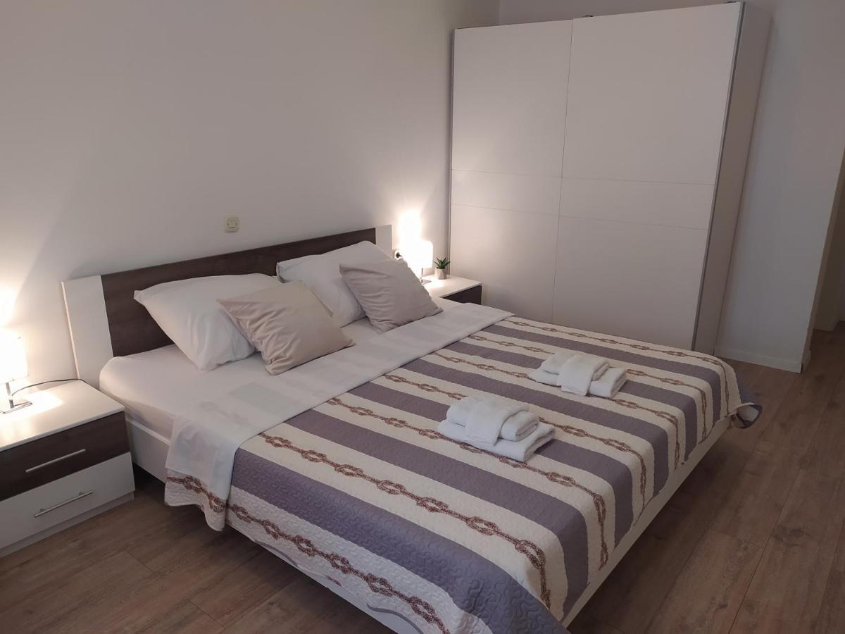Apartment & Rooms Poppy Rose Zadar Eksteriør billede