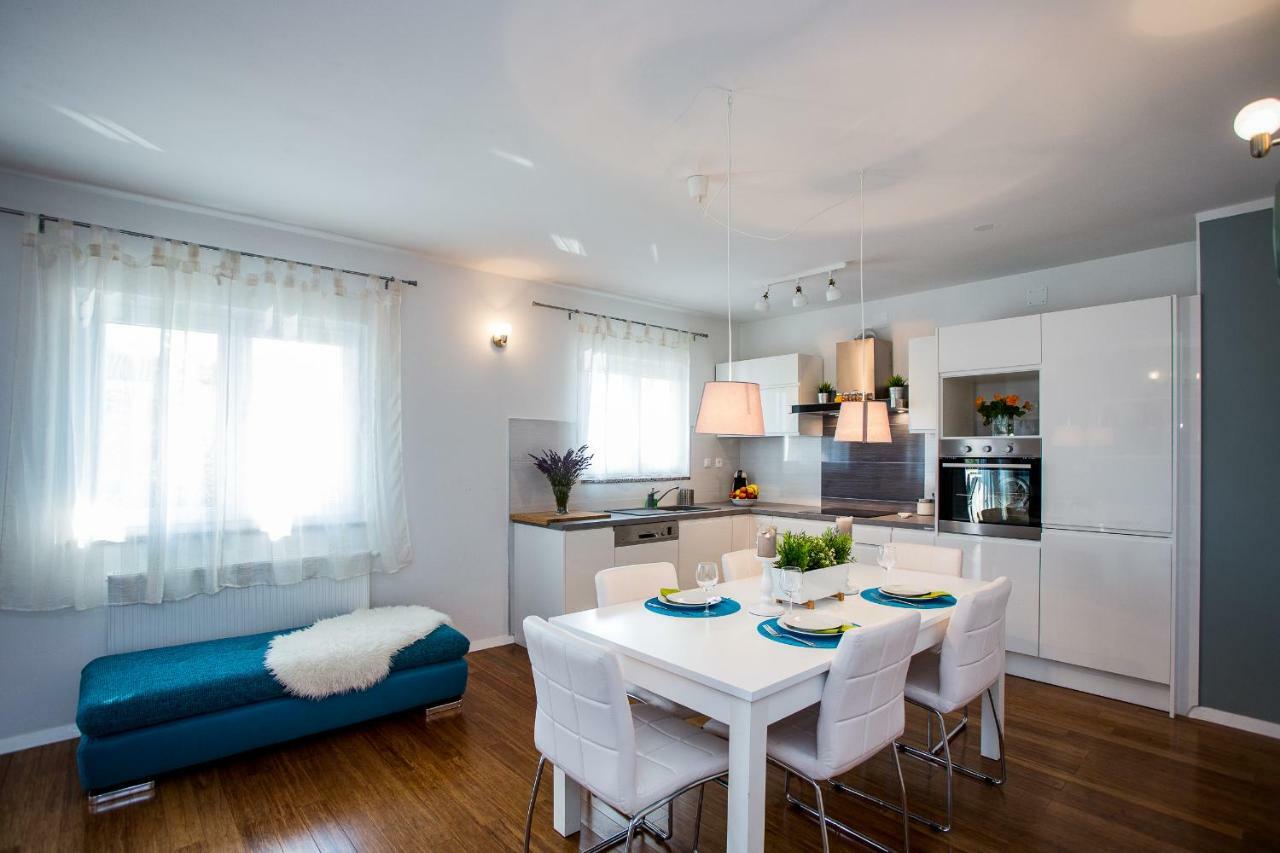 Apartment & Rooms Poppy Rose Zadar Eksteriør billede
