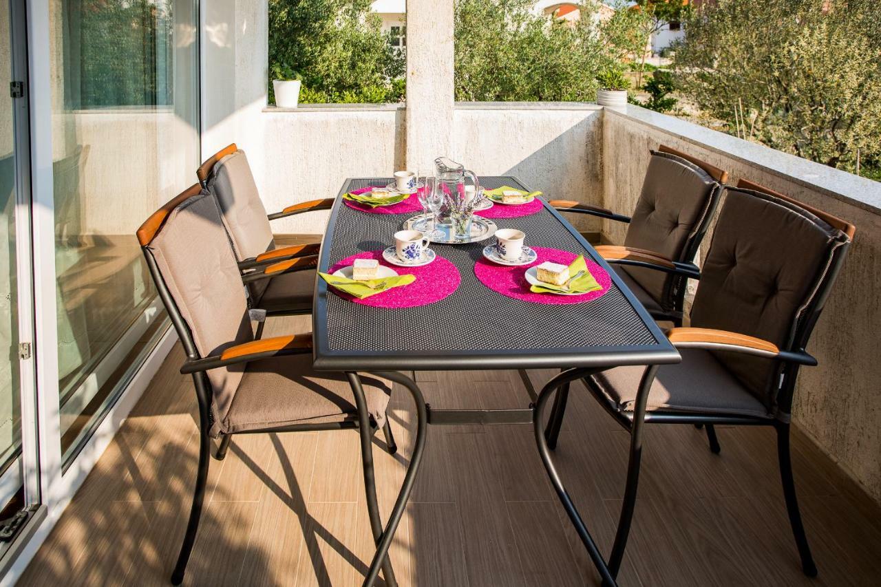 Apartment & Rooms Poppy Rose Zadar Eksteriør billede